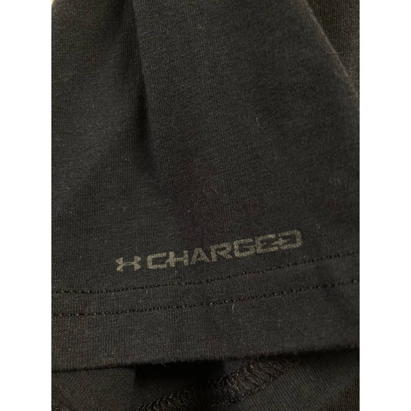 Under Armour Loose Heat Gear Black with Red Logo T-Shirt Size XL - Picture 2 of 6
